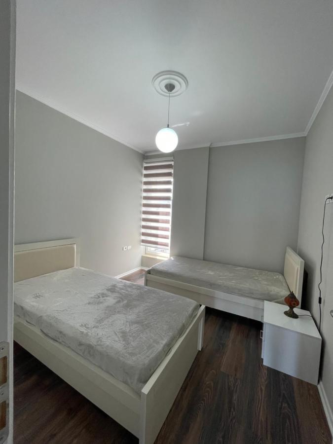 Kelvi'S Apartment Pogradec Luaran gambar